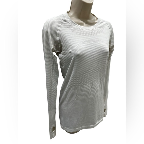 Lululemon Swiftly Tech Long Sleeve Crew READ - Picture 7 of 11